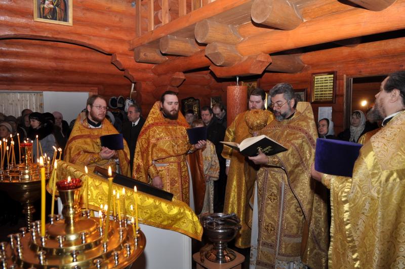 Малое освящение храма равноапостольного князя Владимира города Коммунара