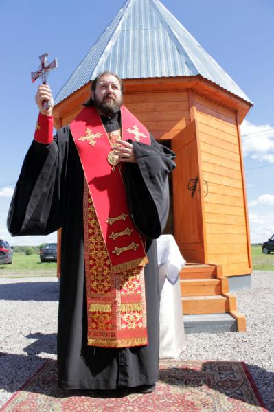 Епископ Митрофан освятил часовню святых Бориса и Глеба на Графской горе
