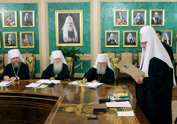 Из состава Санкт-Петербургской епархии выделены три новых епархии