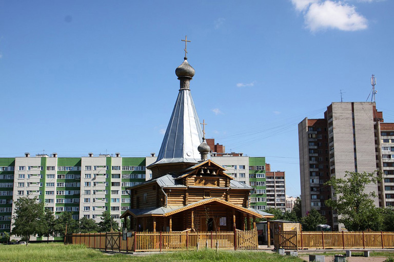 Храм в честь прп. Антония Сийского 