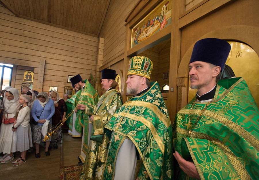 Церковь Николая Чудотворца Долгоозерная