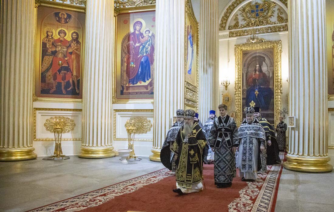 Собор Измайловского полка в Петербурге