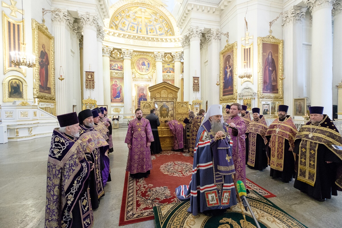 Свято Троицкий Измайловский собор внутри