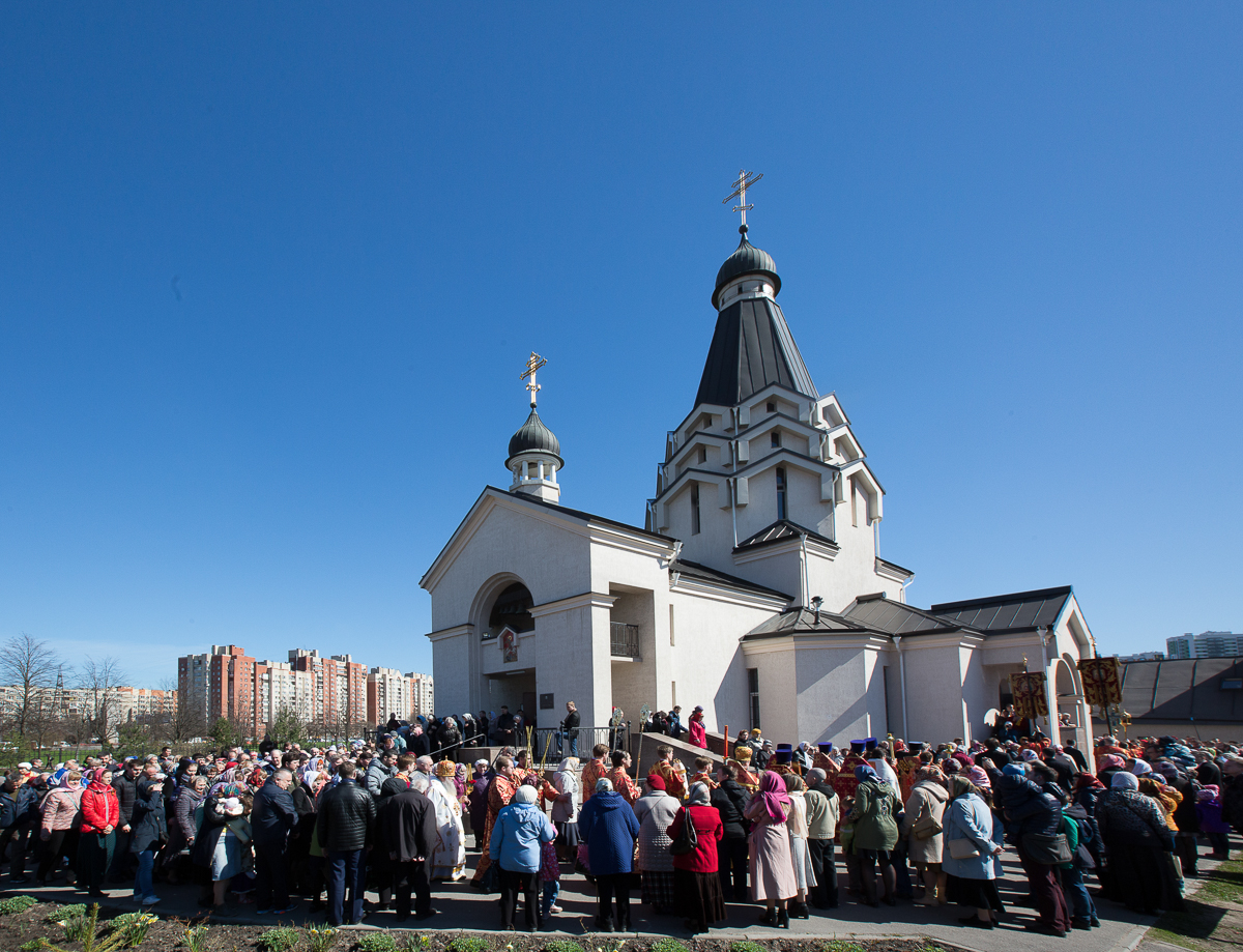 Храм георгия победоносца в купчино спб. Церковь георгия победоносца в купчино. Церковь георгия победоносца, санкт-петербург. Храм георгия победоносца в купчино. Спб храм георгия победоносца в купчино.