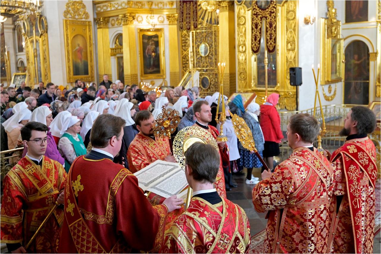 Певчие хор Преображенский собор Белгород