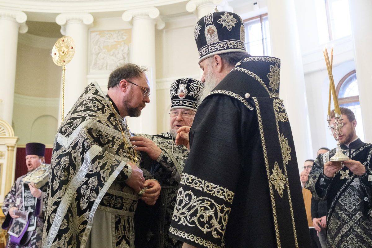 Храм Десногорск всех скорбящих священники